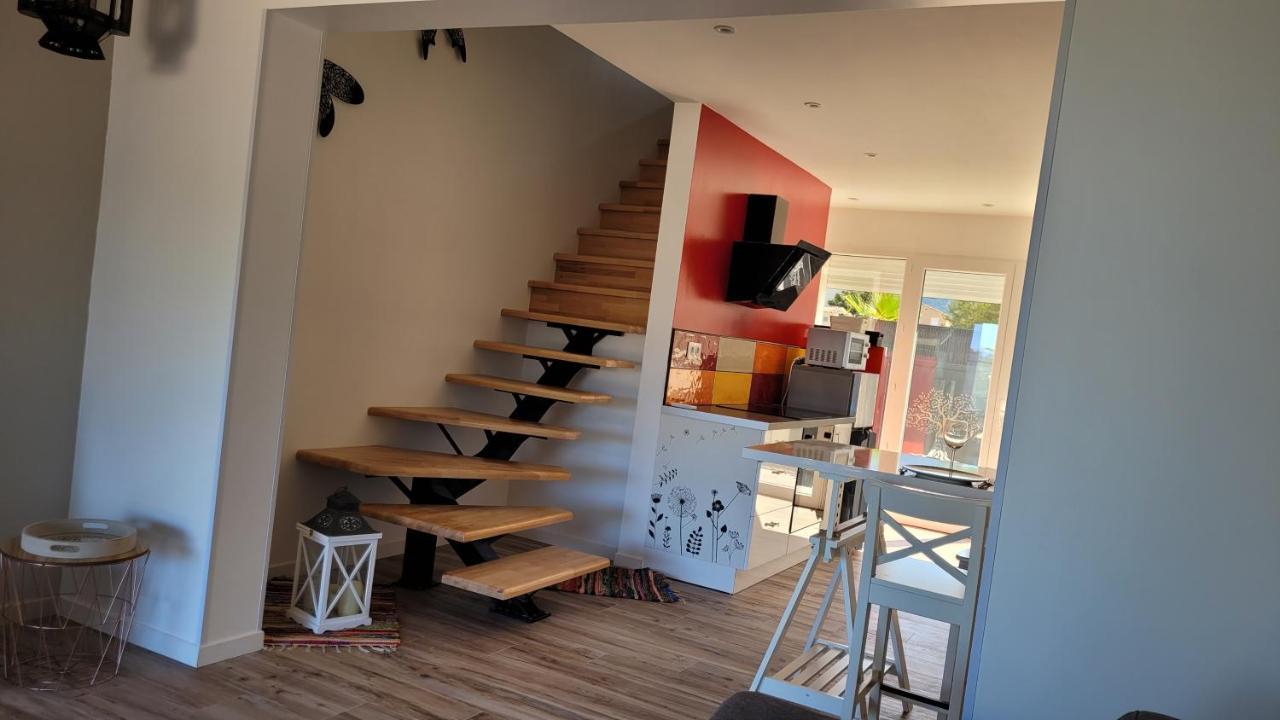 Gite Du Soleil Maison Lumineuse Avec Terrasse Solarium Parking Prive Sorede Exterior photo